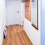 S Krásným Výhledem Na Jezera A Pálavu Apartamento