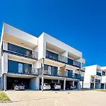 Apartamento S Krásným Výhledem Na Jezera A Pálavu *